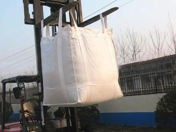 公司需具备强大的工程化能力,能够根据客户矿山类型,物料特性与运输